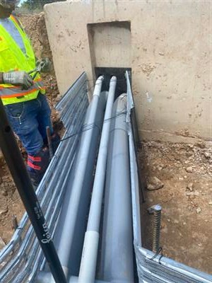Pre-cast vault set for data-center ducting